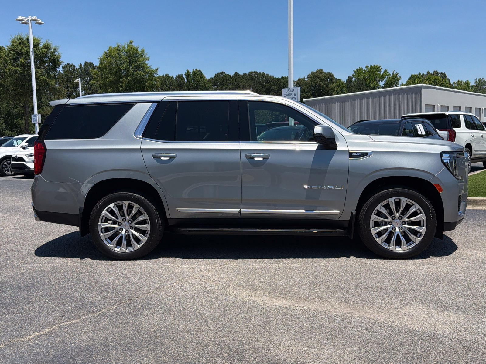 Used 2024 GMC Yukon Denali w/ Max Trailering Package AWD/4WD image 13