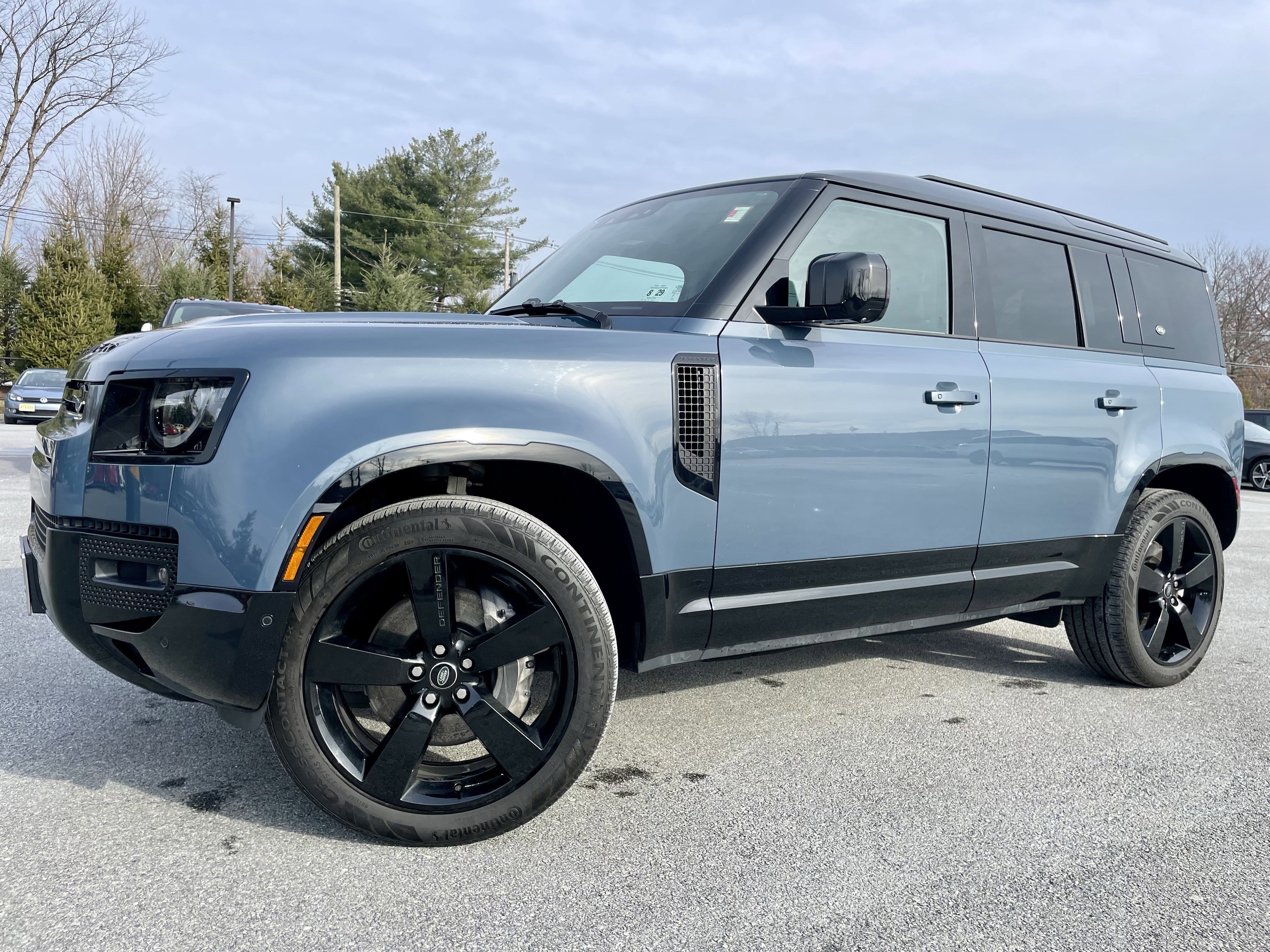Used 2024 Land Rover Defender 110 X-Dynamic SE