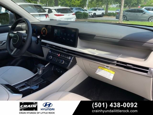 Used 2025 Hyundai Tucson SE image 35