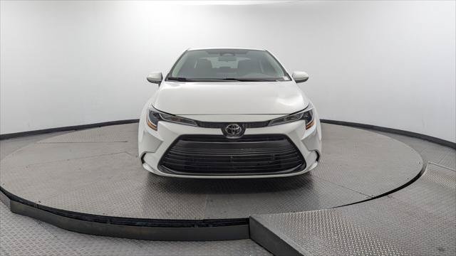Used 2023 Toyota Corolla LE FWD image 12