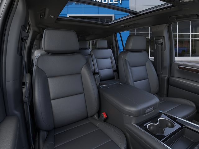 New 2026 Chevrolet Suburban Z71 w/ Comfort Package AWD/4WD image 16