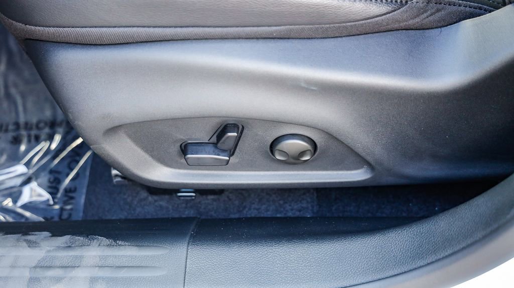 New 2026 Jeep Compass Latitude image 22