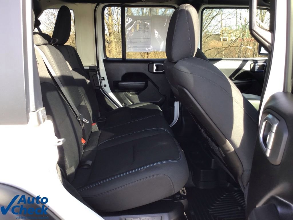 Used 2022 Jeep Wrangler Unlimited Rubicon 4xe w/ Cold Weather Group image 14
