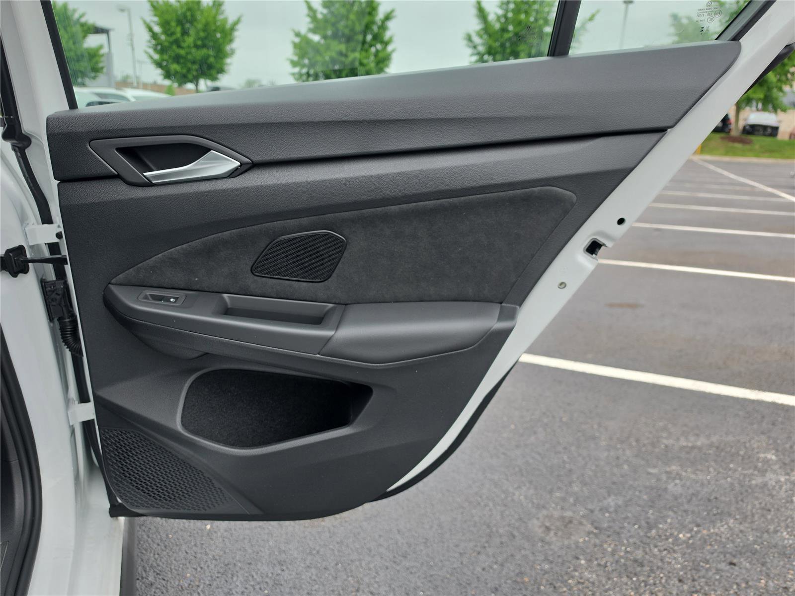 New 2026 Volkswagen GTI SE FWD image 27