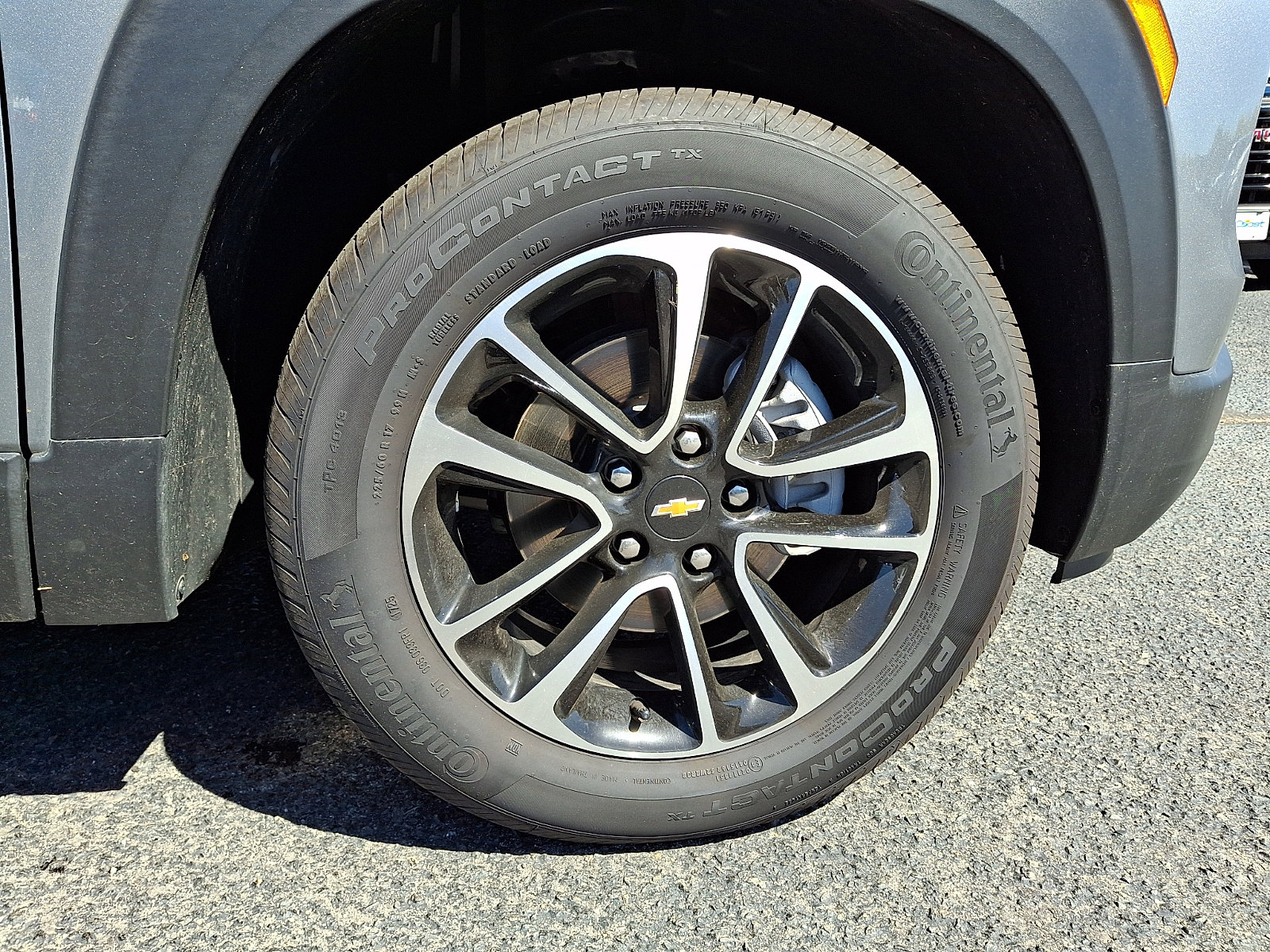 Used 2026 Chevrolet TrailBlazer LT w/ LT Cold Weather Package FWD image 9