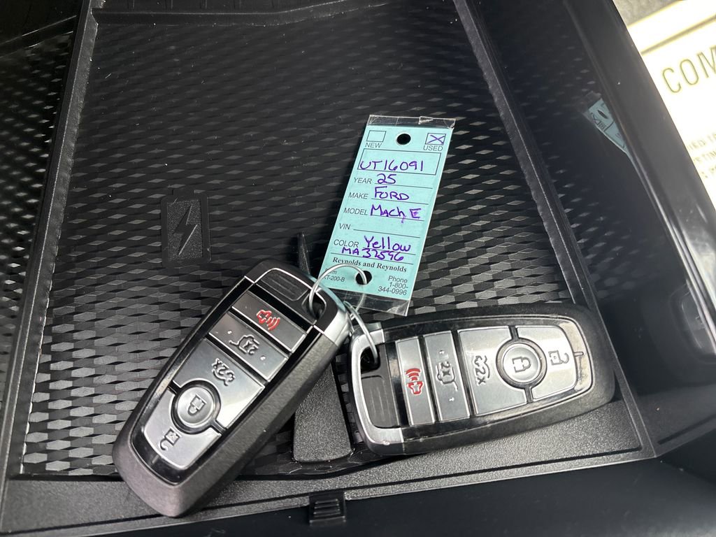 Used 2025 Ford Mustang Mach-E Select w/ Comfort Package Lite AWD/4WD image 49