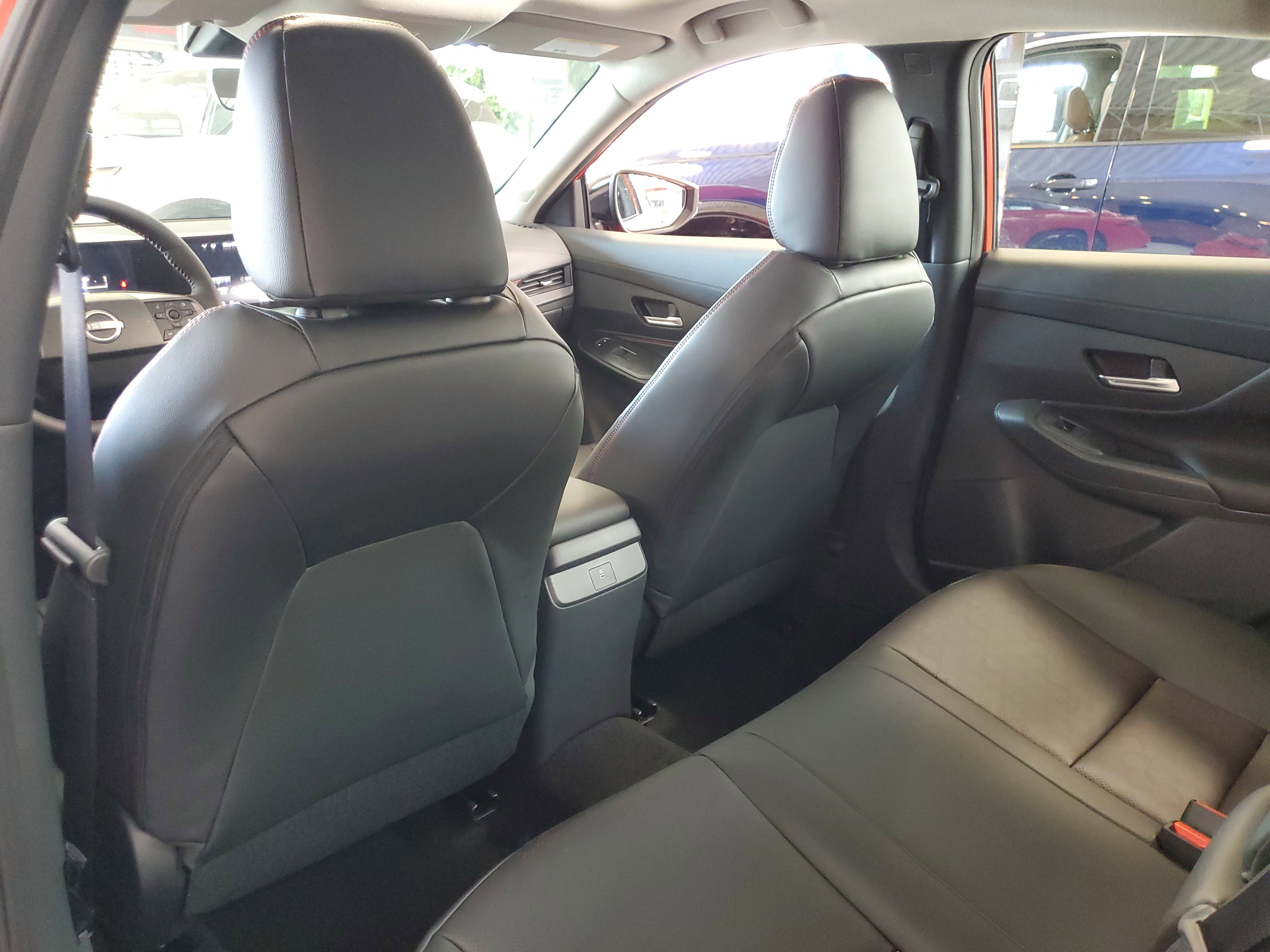 New 2026 Nissan Sentra SR w/ SR Premium Package image 27