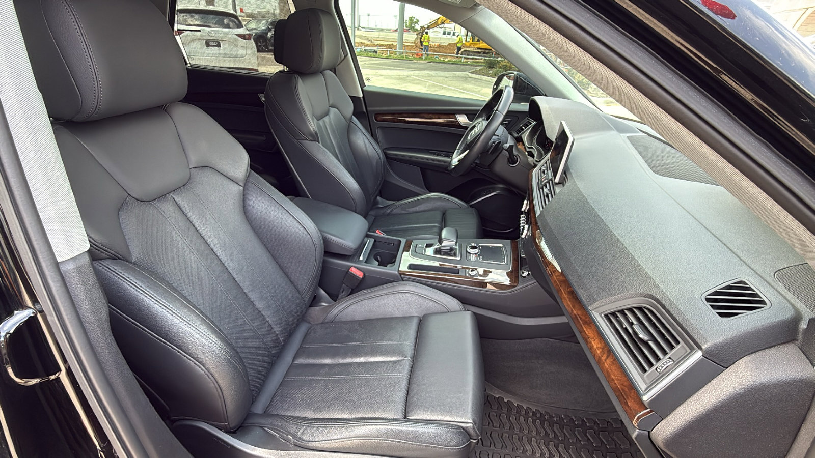 Used 2020 Audi Q5 2.0T Premium Plus AWD/4WD image 29