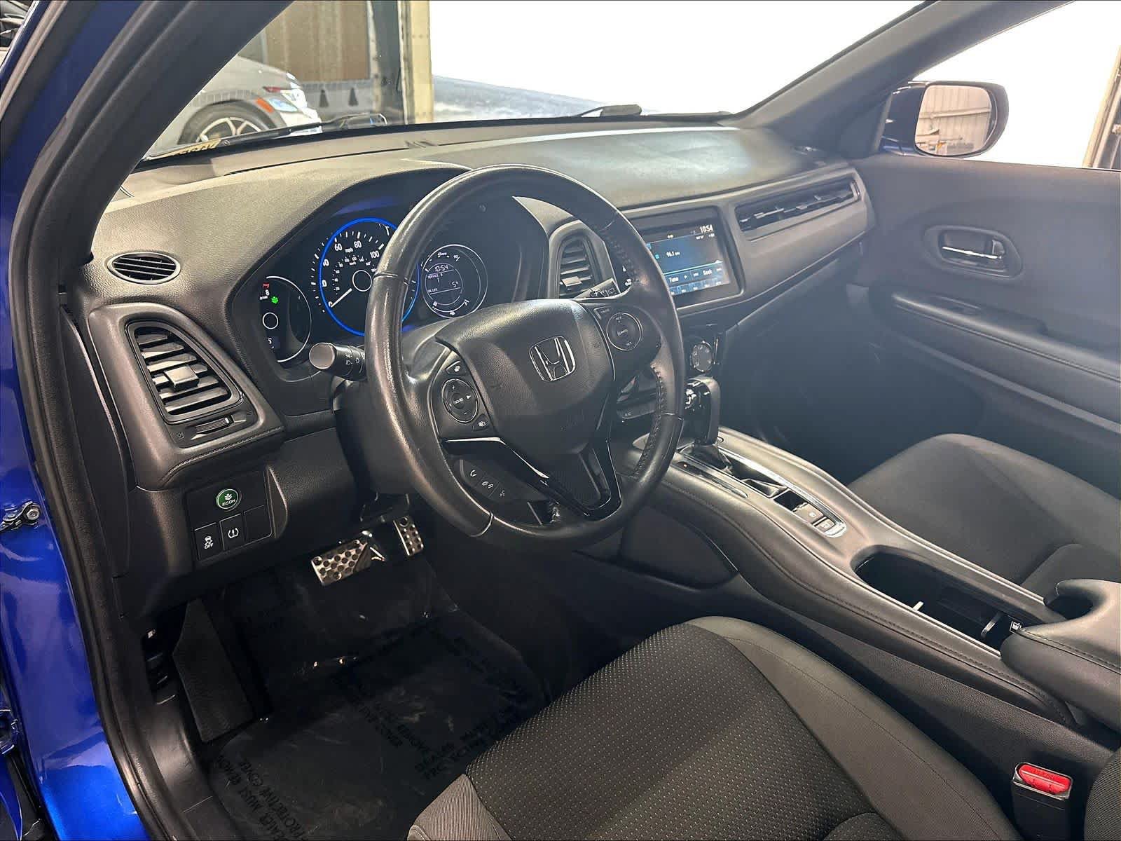Used 2019 Honda HR-V Sport image 18