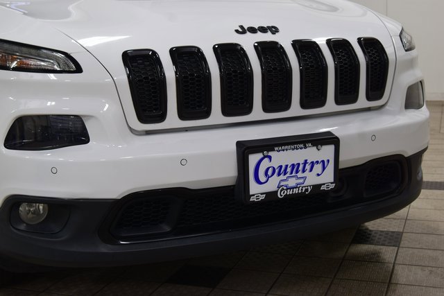 Used 2018 Jeep Cherokee Limited w/ Technology Group image 13