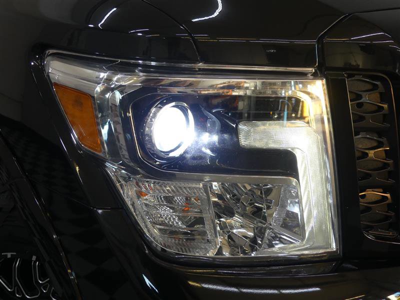 Used 2019 Nissan Titan PRO-4X image 13
