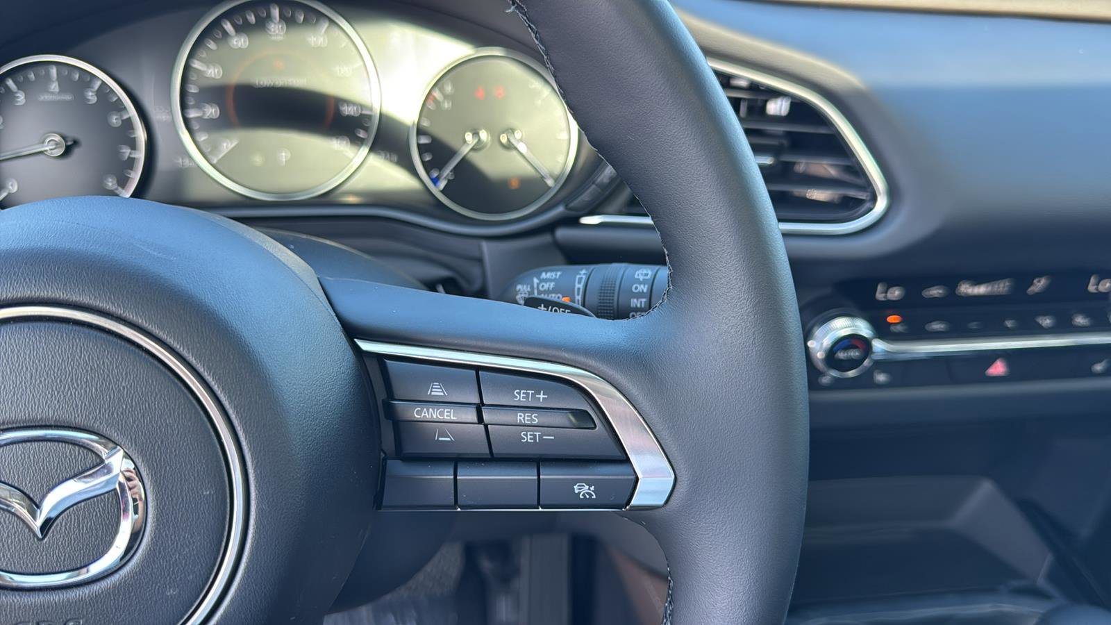 New 2025 MAZDA CX-30 2.5 Turbo w/ Premium Package image 12