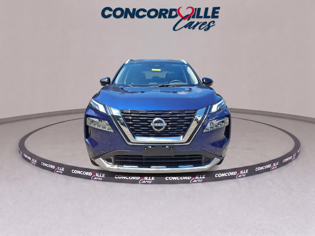 Certified 2023 Nissan Rogue Platinum AWD/4WD image 3