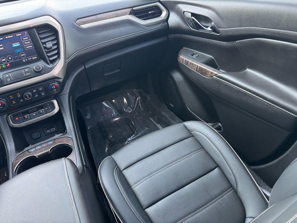 Used 2023 GMC Acadia Denali w/ Black Diamond Edition AWD/4WD image 19