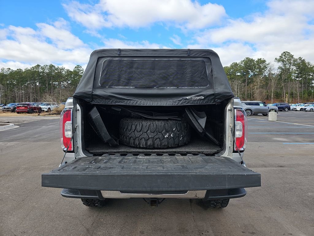 Used 2017 GMC Canyon SLT w/ Driver Alert Package image 17