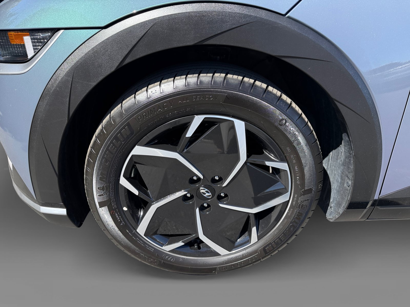 Certified 2024 Hyundai Ioniq 5 SE RWD image 9