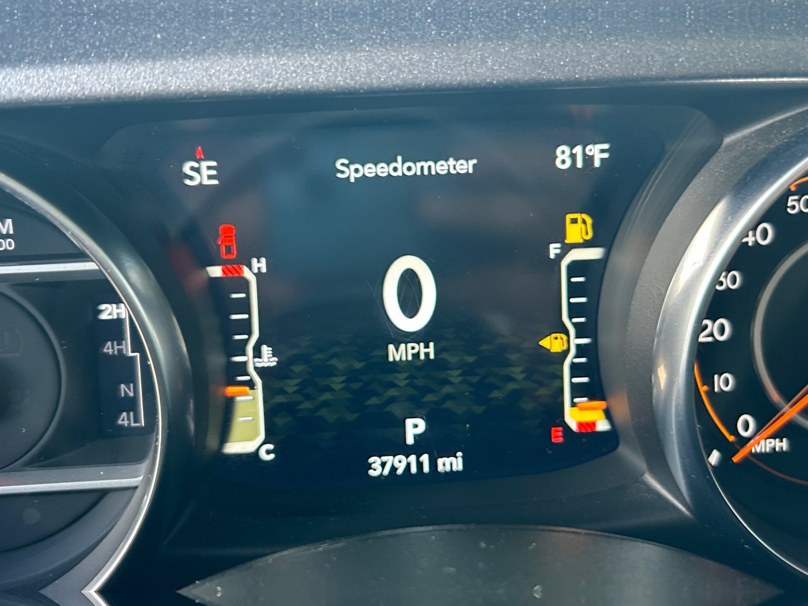 Certified 2023 Jeep Gladiator Mojave w/ Cold Weather Group AWD/4WD image 11