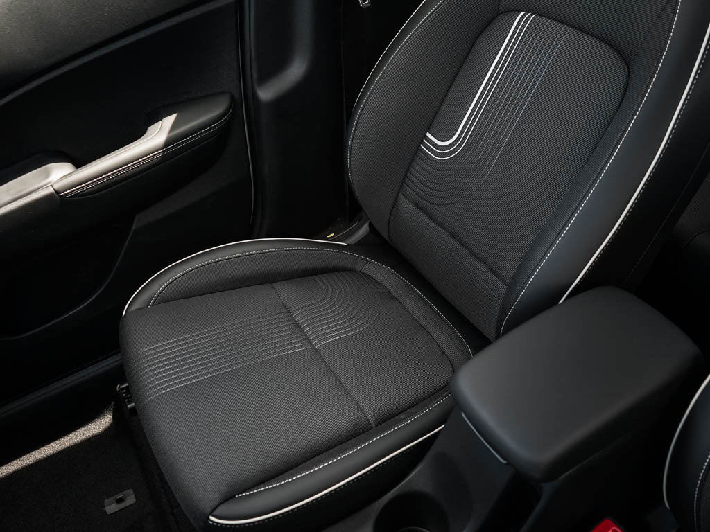 New 2026 Hyundai Venue SEL FWD image 24