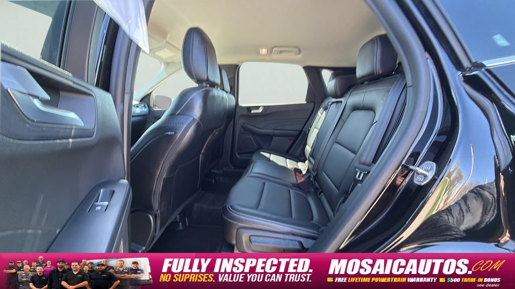 Used 2023 Ford Escape Platinum AWD/4WD image 21