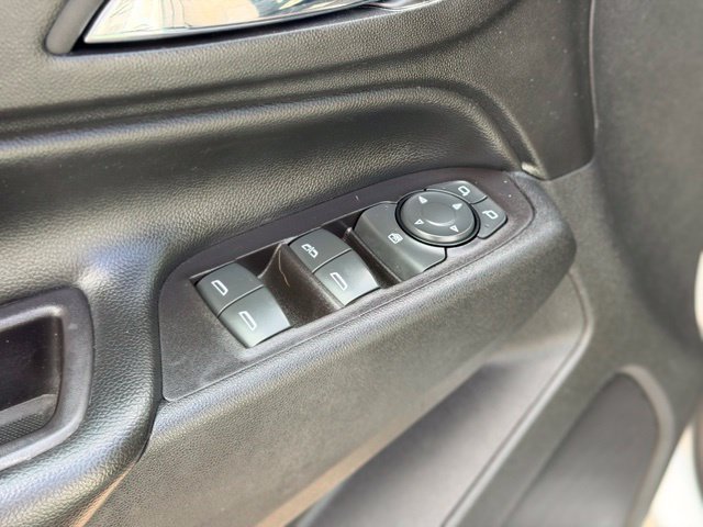 Used 2020 Chevrolet Equinox LT w/ LPO, Floor Liner Package FWD image 20