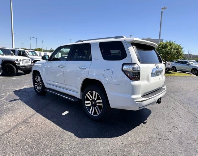 Used 2017 Toyota 4Runner Limited AWD/4WD image 9