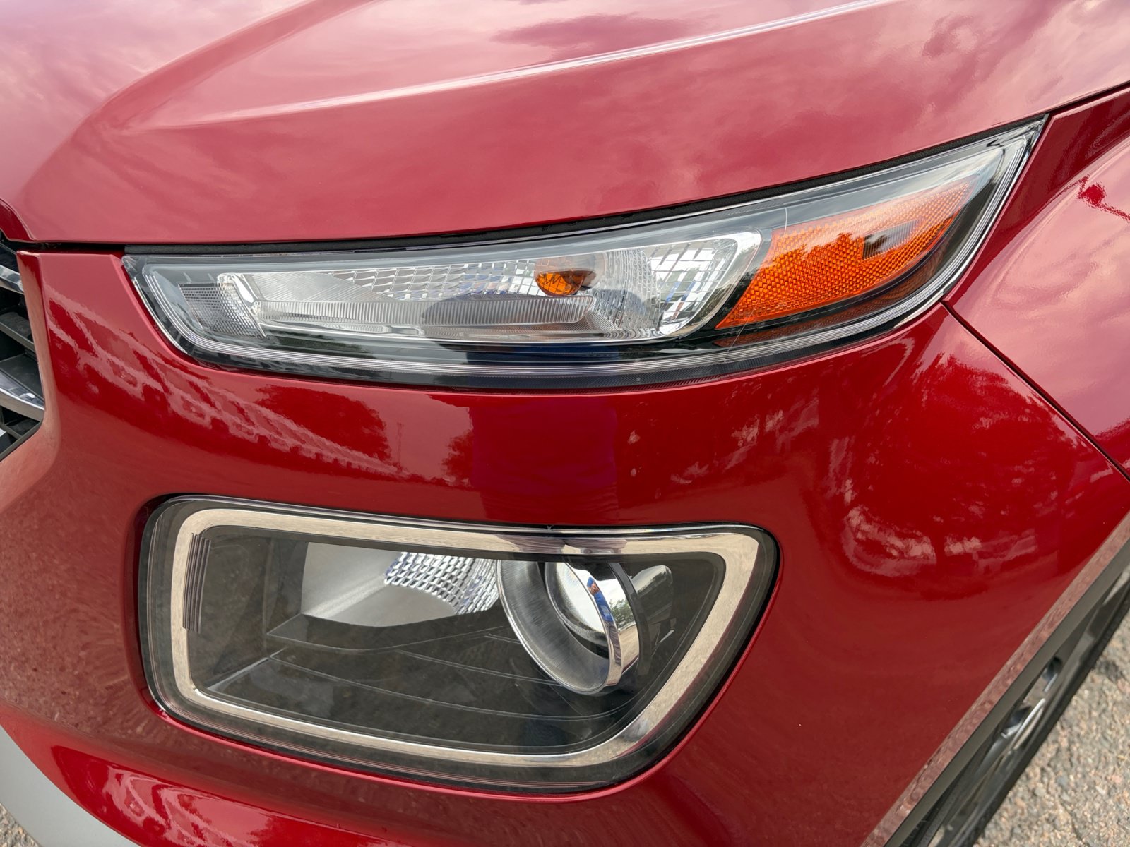 Used 2025 Hyundai Venue SEL FWD image 9
