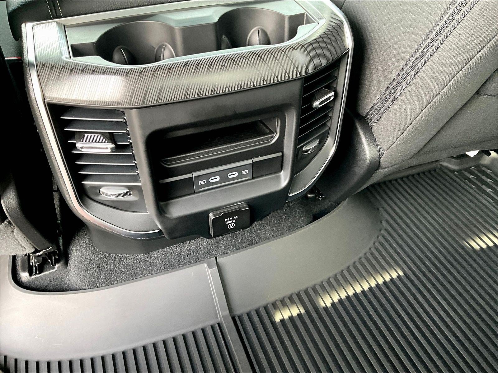 Used 2026 RAM 1500 Big Horn AWD/4WD image 11