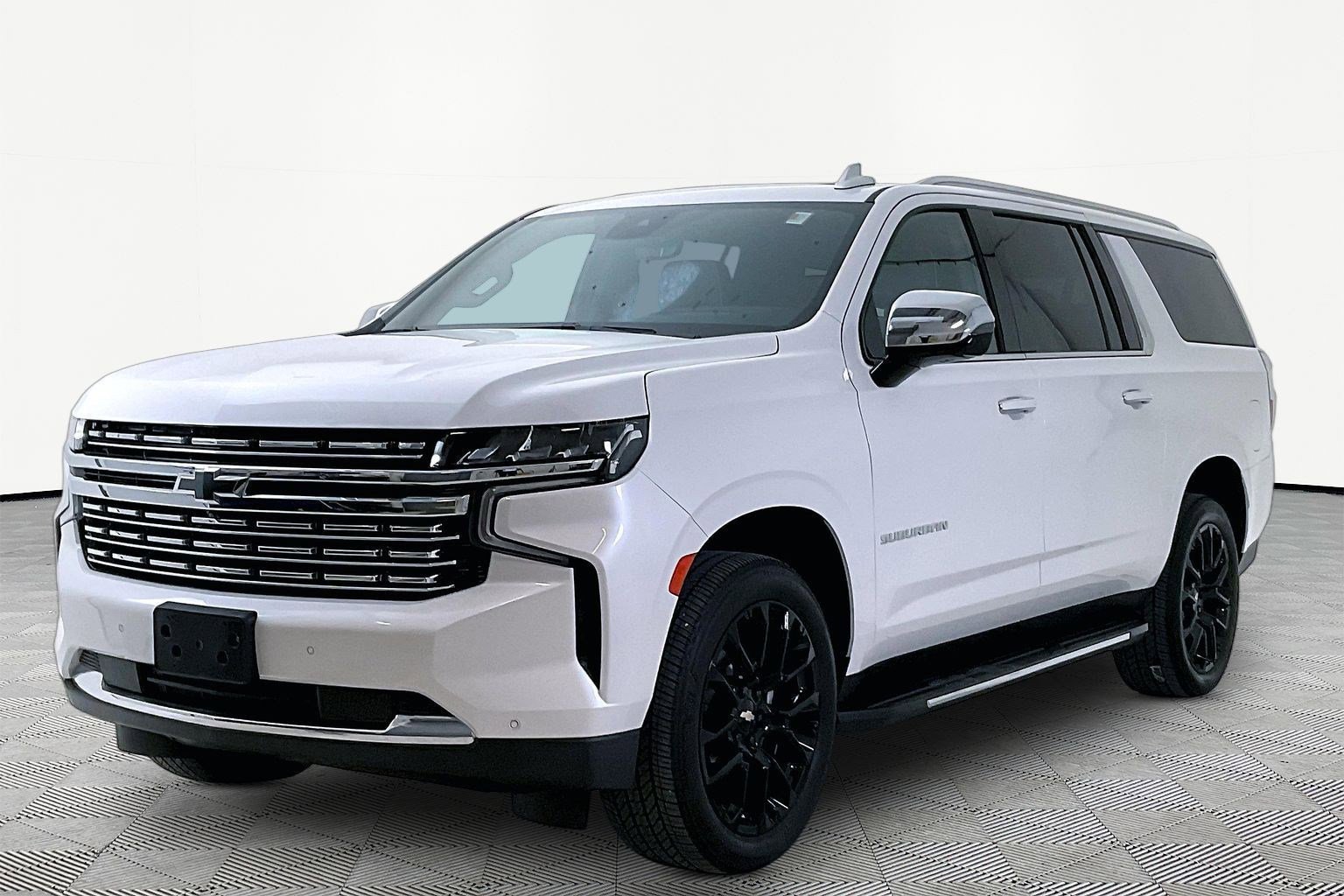 Used 2024 Chevrolet Suburban Premier w/ Premium Package 2 AWD/4WD image 1
