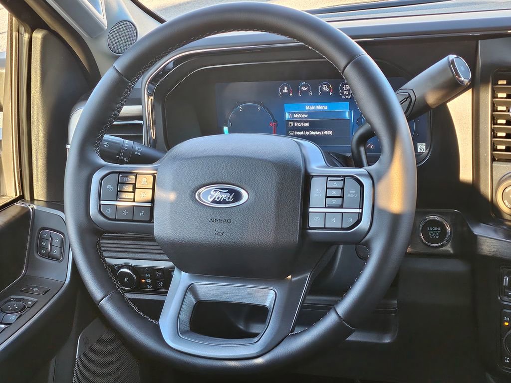 New 2026 Ford F250 Lariat w/ Black Appearance Package image 10