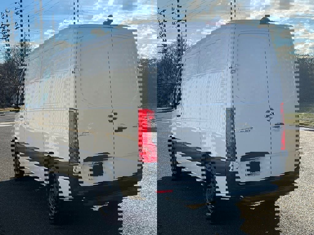 Used 2025 Mercedes-Benz Sprinter 2500 image 8