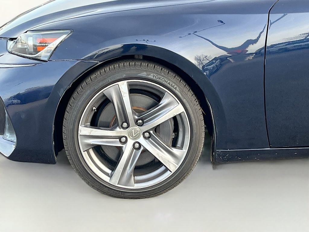 Used 2018 Lexus IS 300 AWD w/ Comfort Package image 30