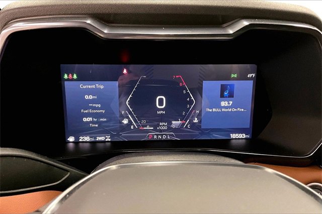 Used 2024 GMC Canyon AT4 w/ Canyon Safety Plus Package image 25