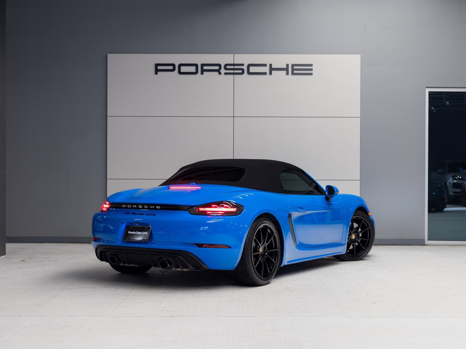 Used 2024 Porsche 718 Boxster GTS image 7