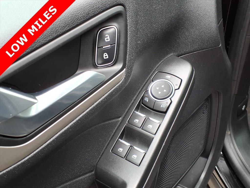 Certified 2022 Ford Escape SEL AWD/4WD image 15