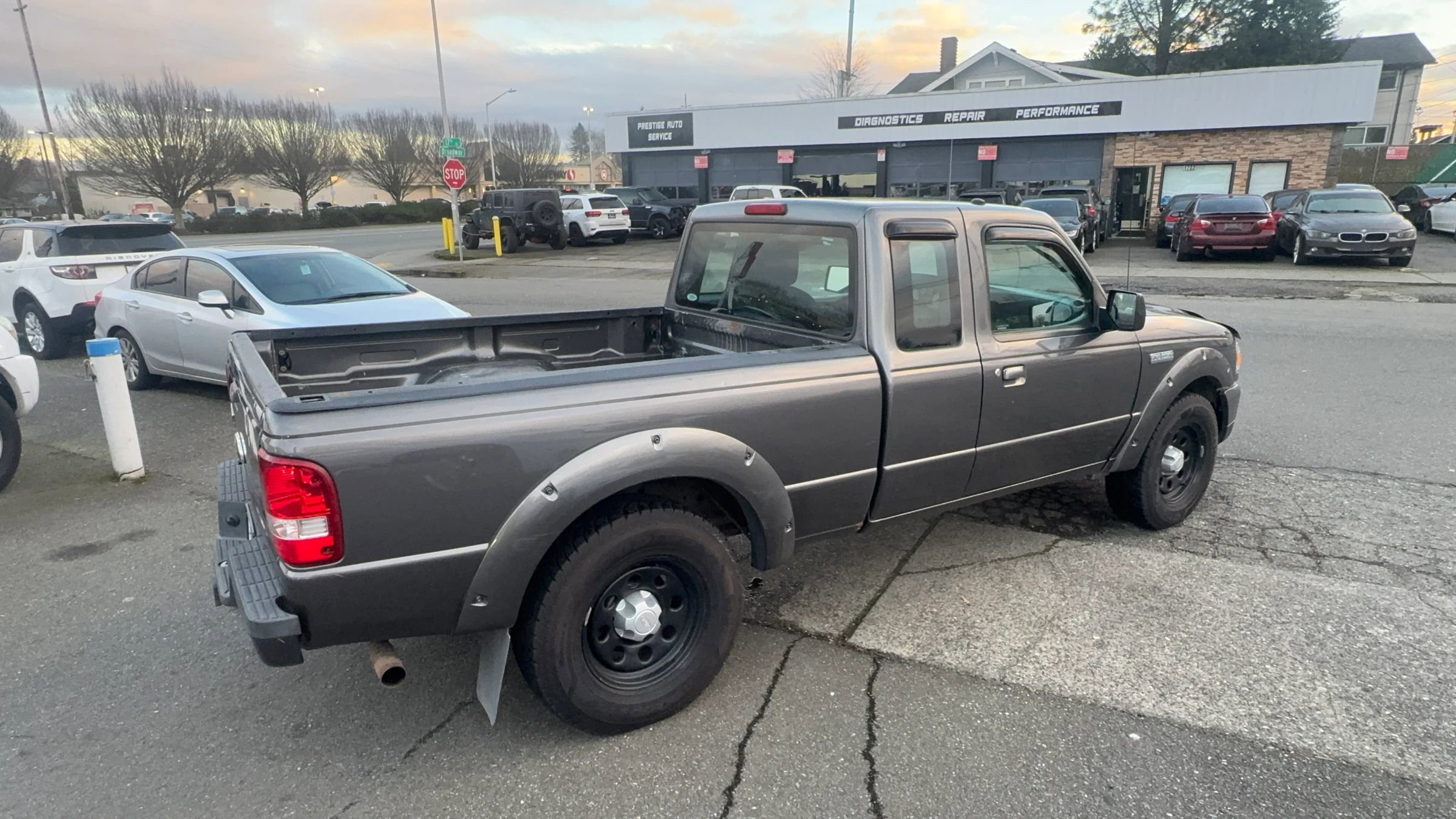 Used 2010 Ford Ranger XLT image 5