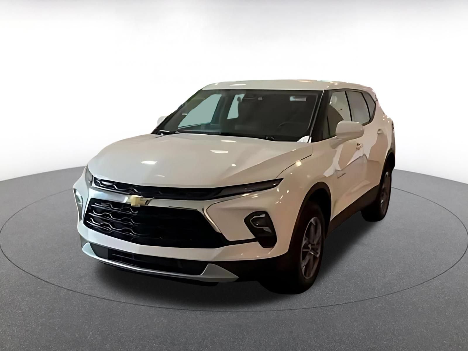 Used 2026 Chevrolet Blazer LT FWD image 7
