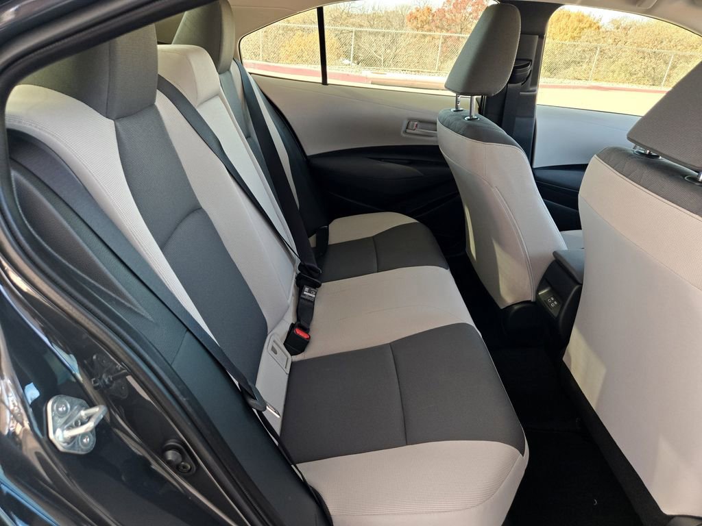 Used 2026 Toyota Corolla LE image 29