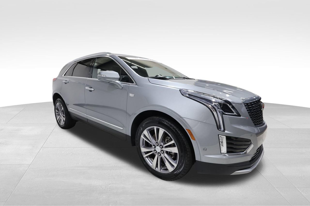Certified 2025 Cadillac XT5 Premium Luxury w/ Technology Package AWD/4WD image 6