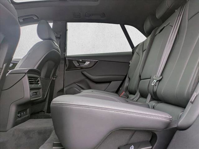 New 2025 Audi Q8 Premium image 17