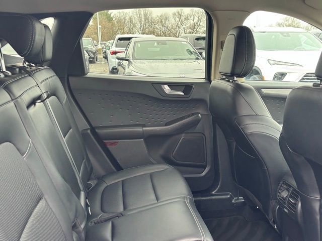 Used 2020 Ford Escape SEL image 16