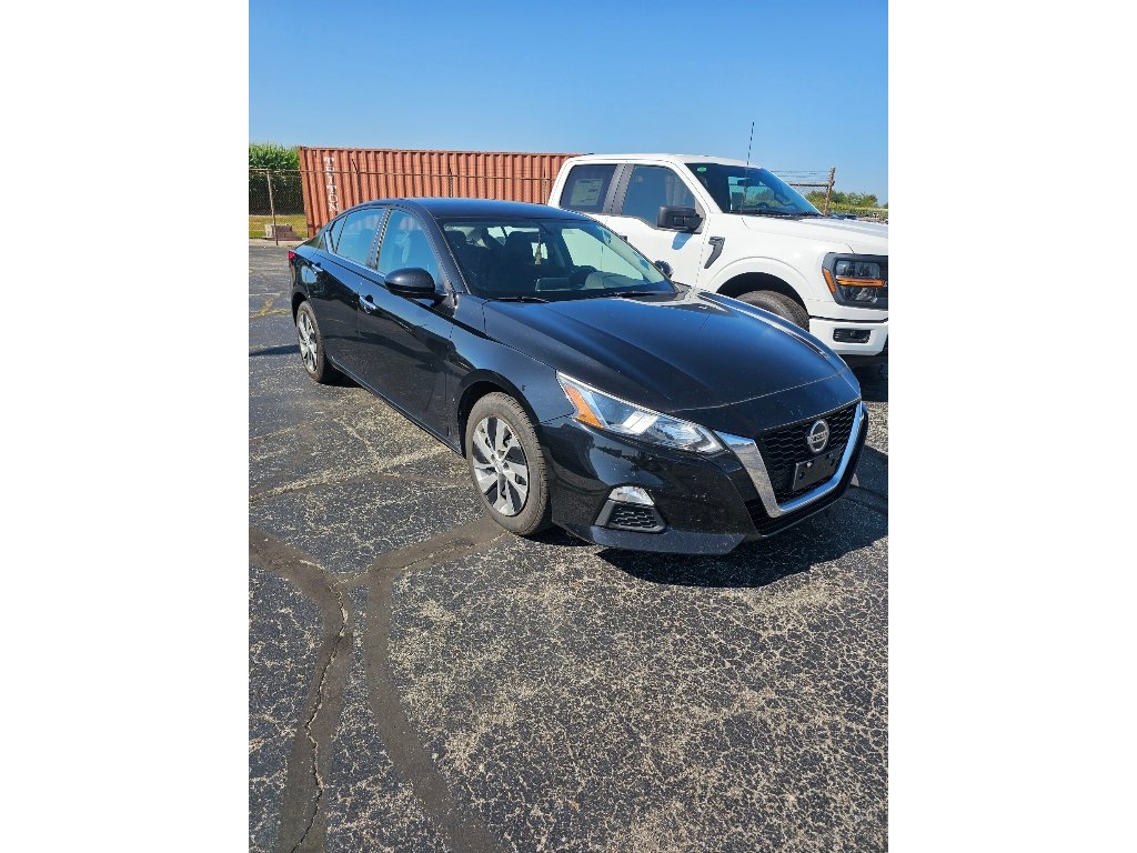Used 2019 Nissan Altima 2.5 S FWD image 2
