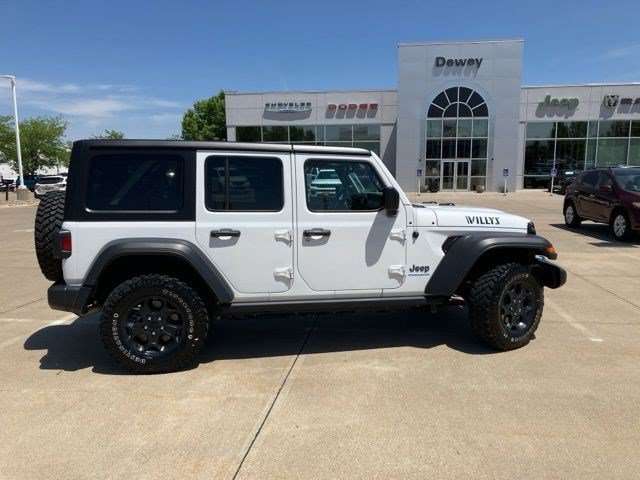 Used 2023 Jeep Wrangler Unlimited w/ Cold Weather Group AWD/4WD image 5
