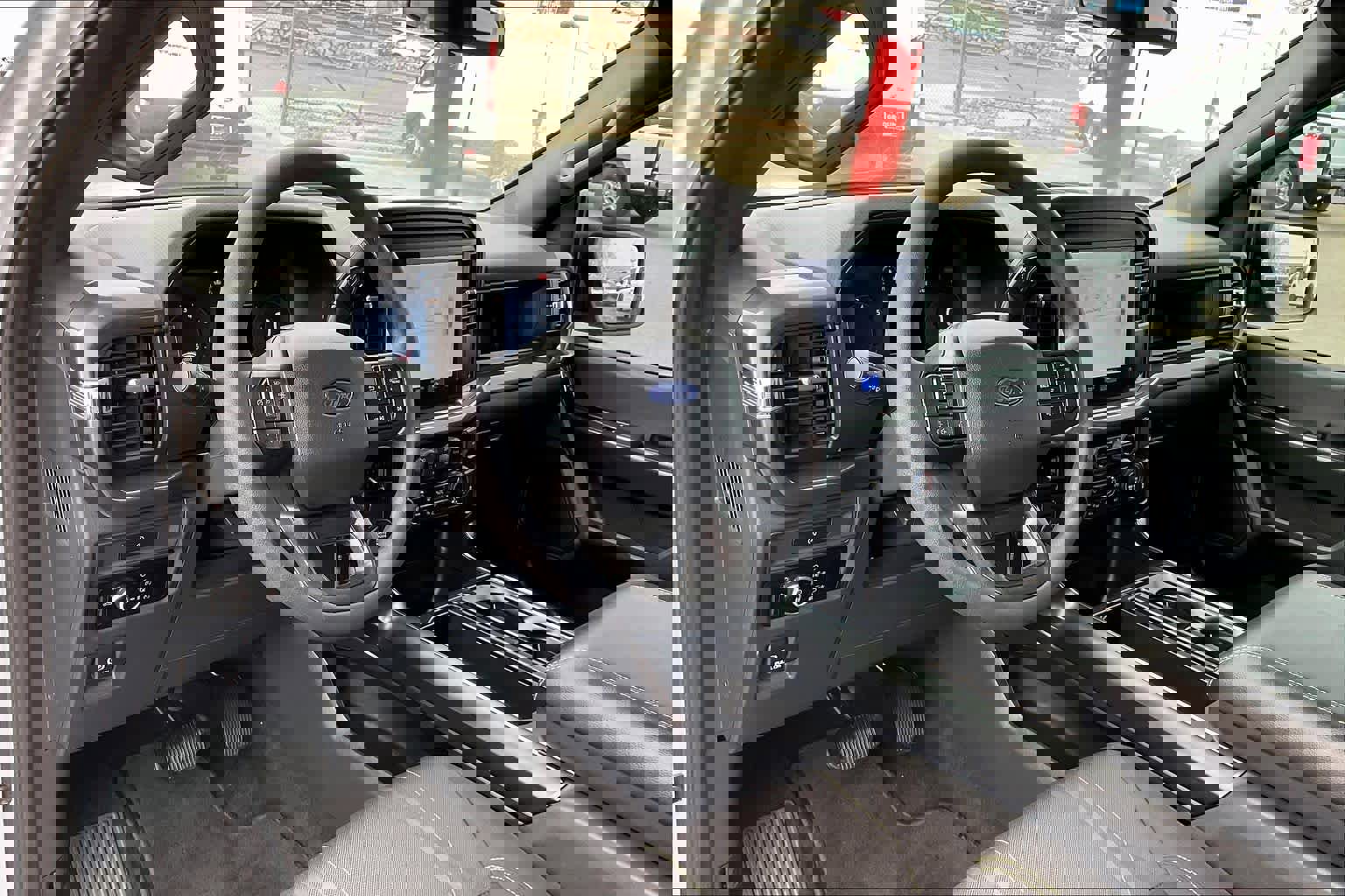 Used 2025 Ford F150 STX w/ Equipment Group 200A image 17