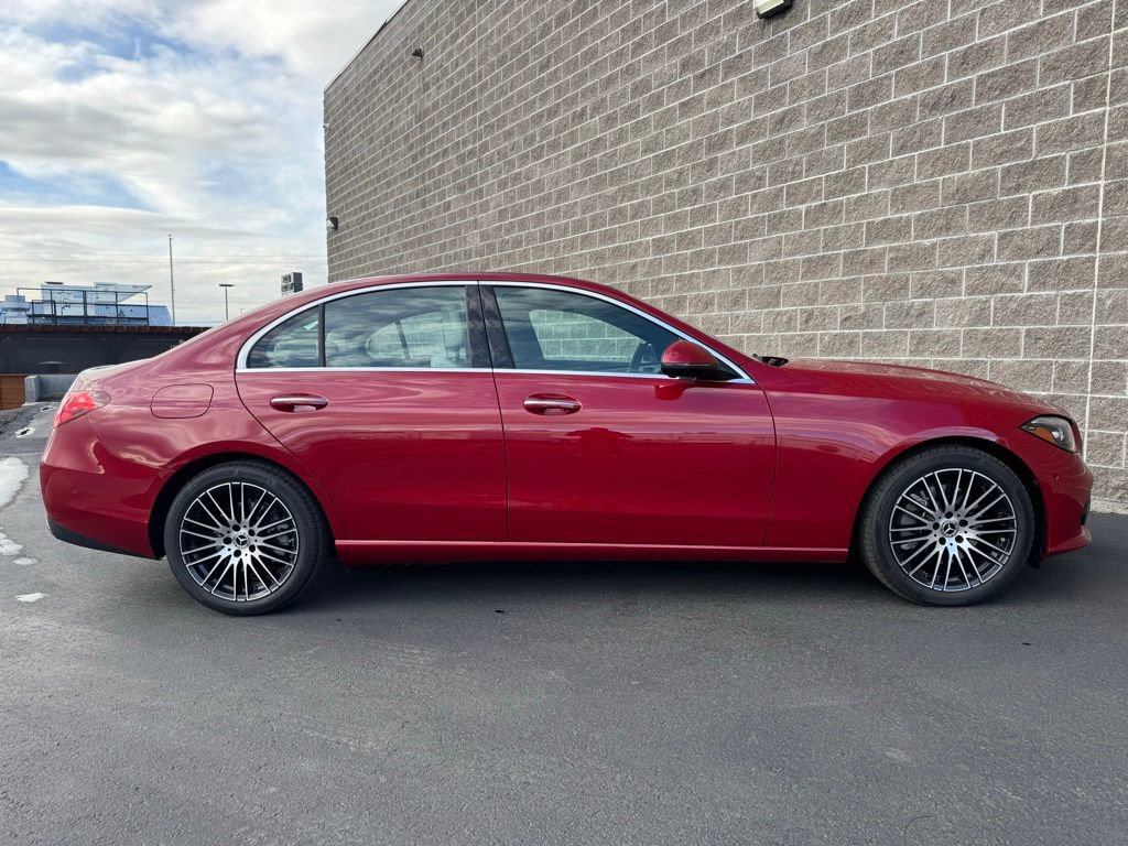 Used 2025 Mercedes-Benz C 300 Sedan image 5