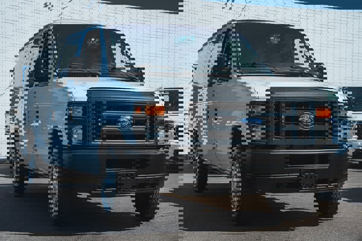 Used 2013 Ford E-150 and Econoline 150 Commercial w/ PWR Group image 4