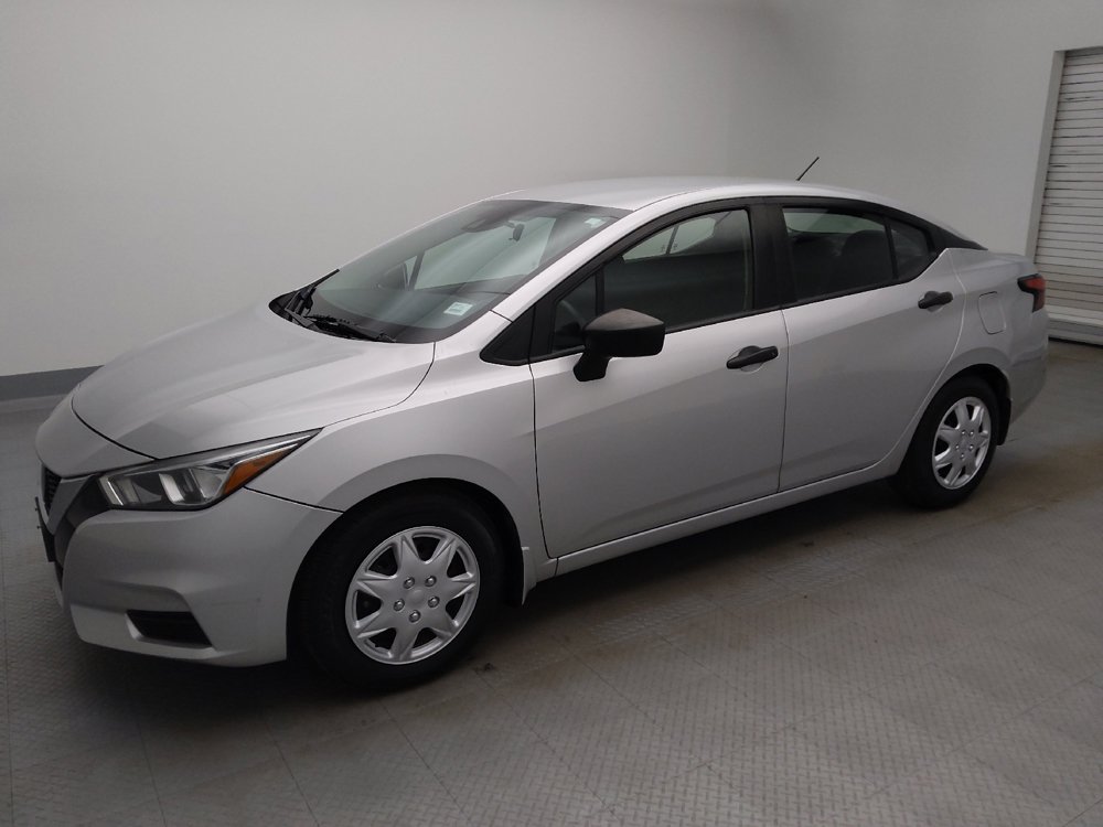Used 2020 Nissan Versa S FWD image 2