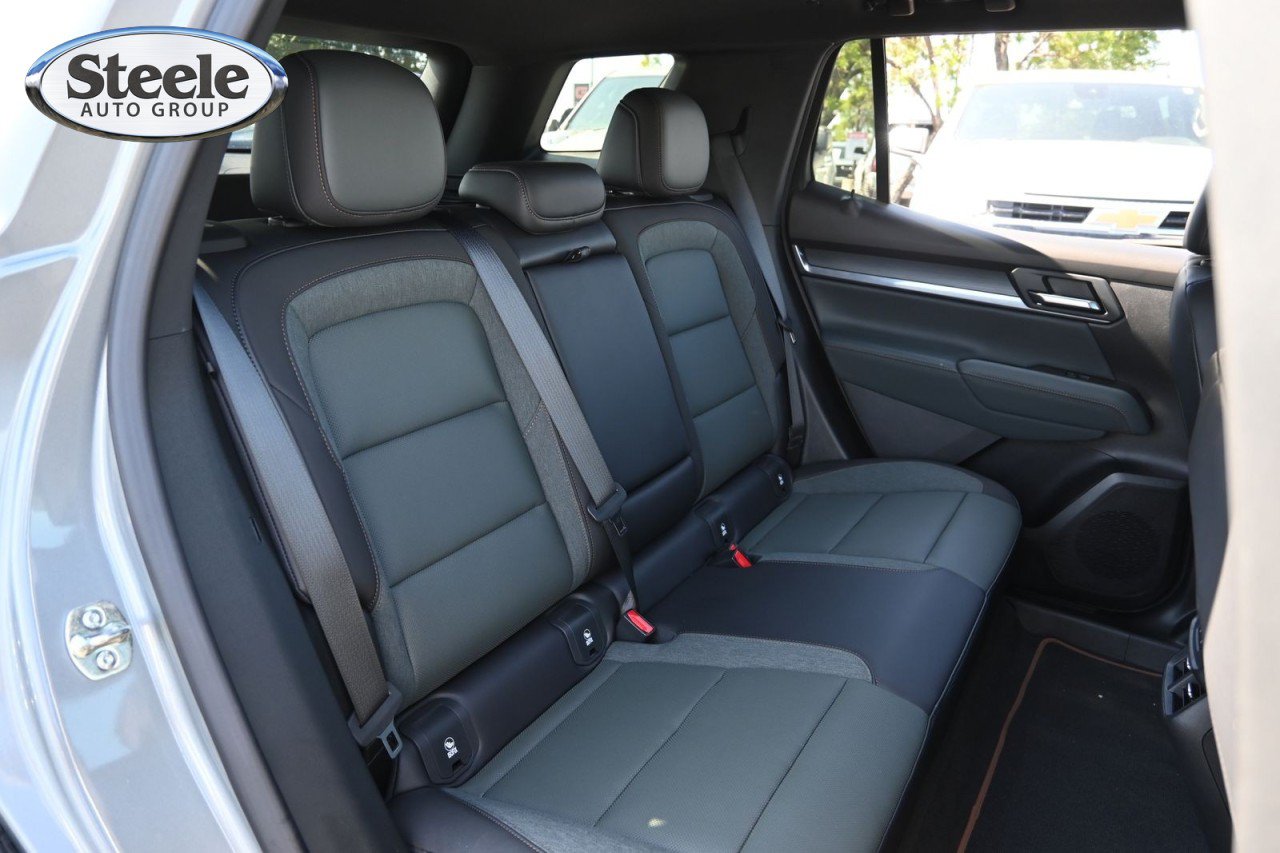 New 2026 GMC Terrain AT4 w/ Convenience Package III AWD/4WD image 24
