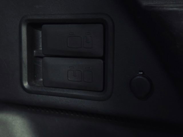 Used 2024 Chevrolet Equinox LT image 11