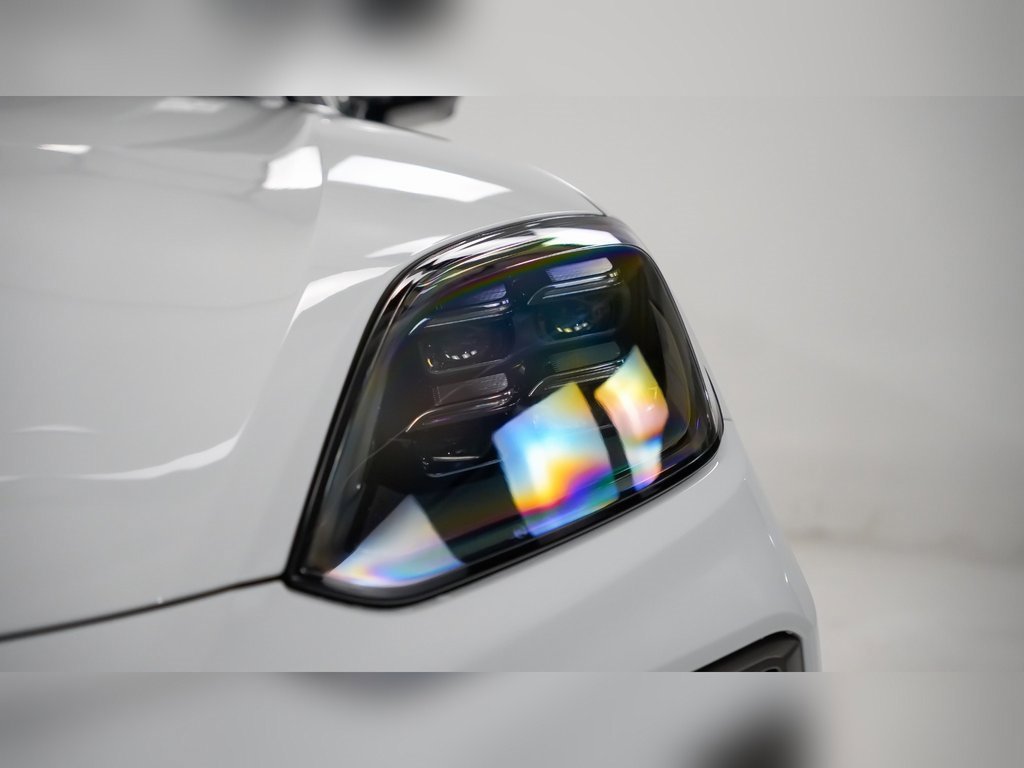 New 2025 Porsche Cayenne Turbo image 7