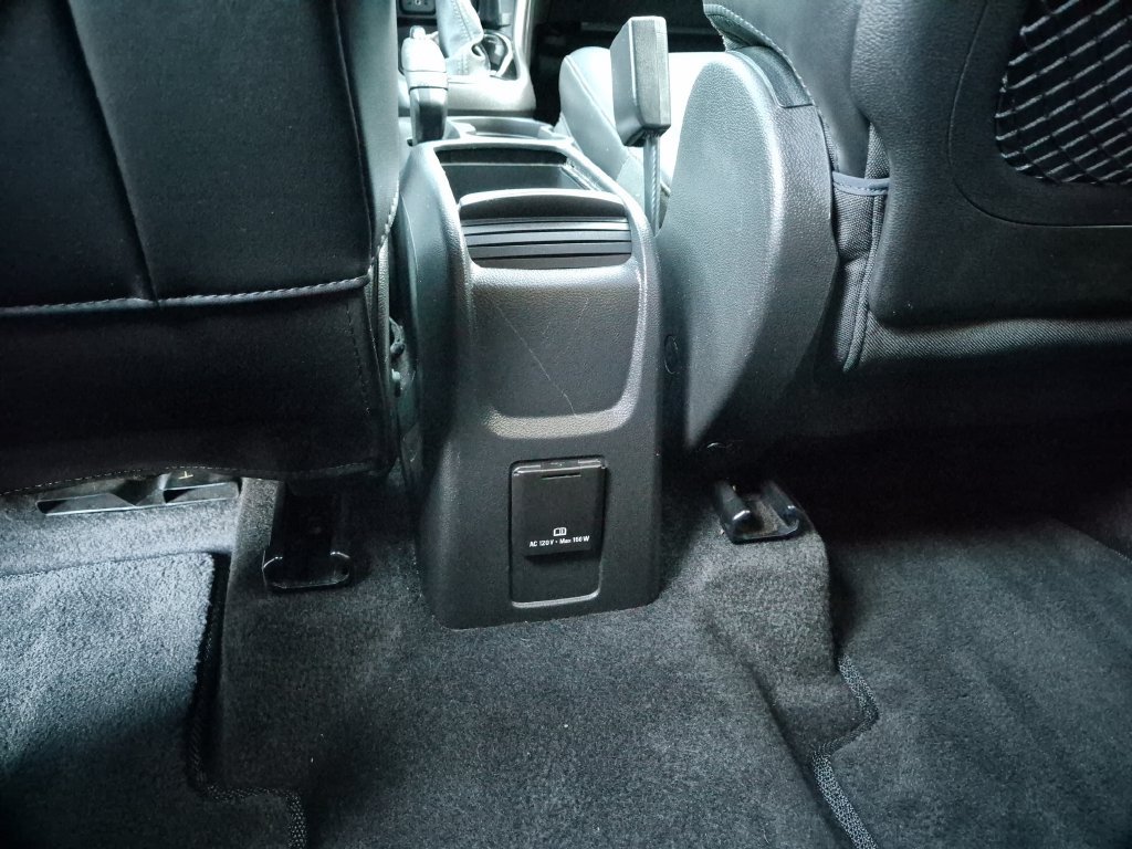 Used 2018 Buick Encore Essence AWD/4WD image 33